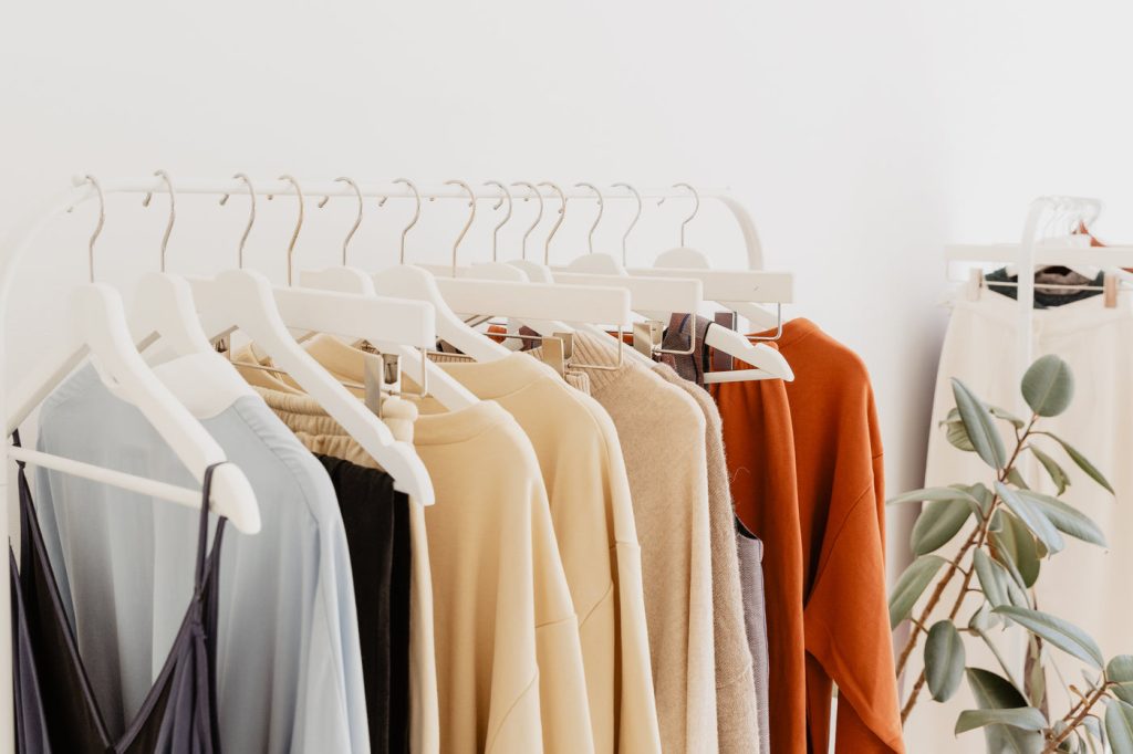 Boutique wholesale apparel display - Shopify Plus B2B and wholesale context