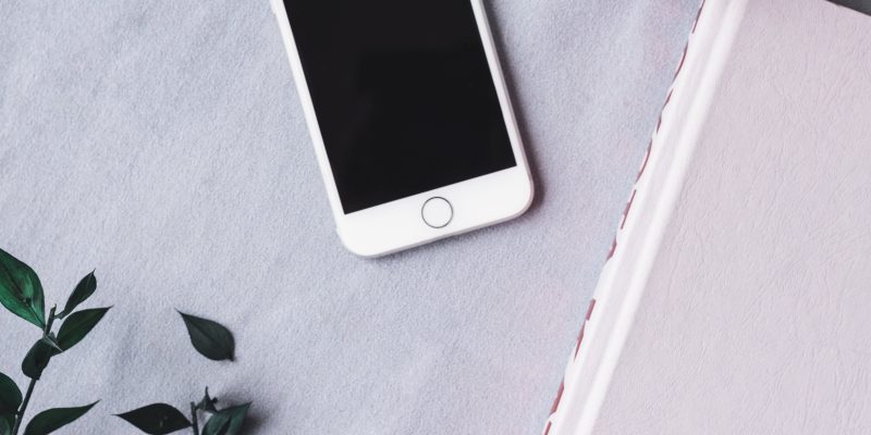 Reviewing email flow performance in a Klaviyo vs Mailchimp evaluation