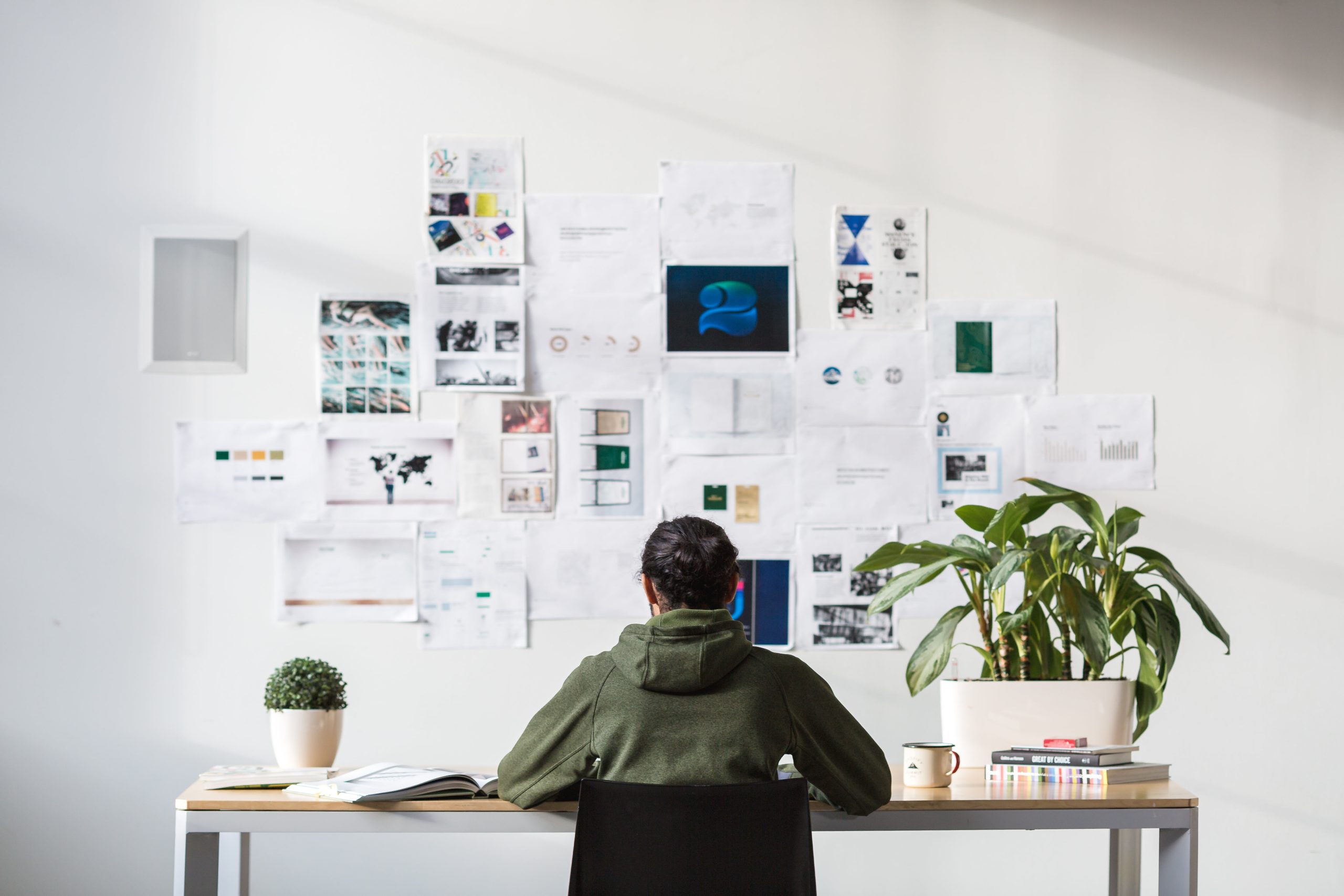 Shopify Combined Listings: When to Use Them Instead of Variants